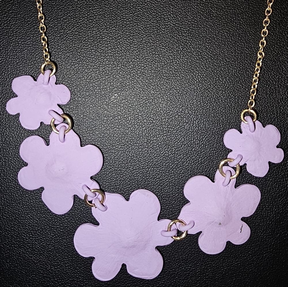 Floral Necklace with Gold Accents - Picture 3 of 3